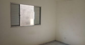 Casa com 2 dormitórios LO 114 